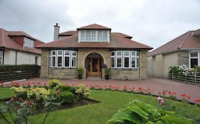 Whin Park Guest House Largs